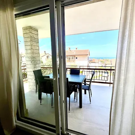 Apartment Bellevue Izola